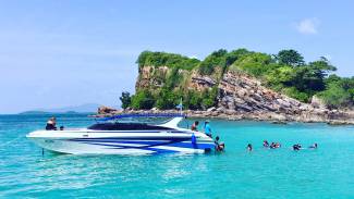 Острова Koh Tan, Koh Mudsum (остров свинок) и Koh Rap (приватный скоростной катер)