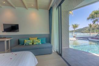 The Tide Beachfront Siray Phuket - Deluxe Double or Twin Room with Pool Access