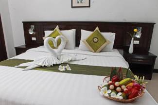 First Residence Hotel - Superior Room - Breakfast -Test and Go Package