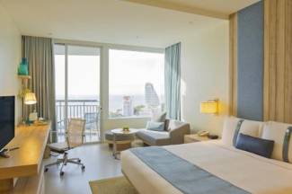 Holiday Inn Pattaya - 1 King Standard Ocean View