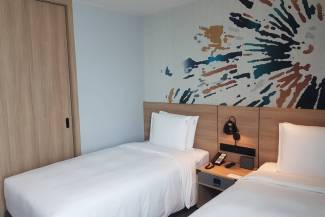 Holiday Inn & Suites Siracha Laemchabang - Two bedroom suites with balcony