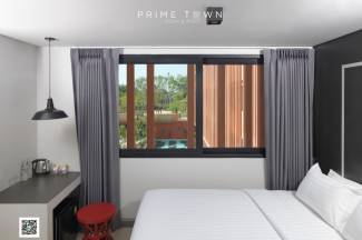 Prime Town - Posh & Port Hotel Phuket - Honeymoon Pool View