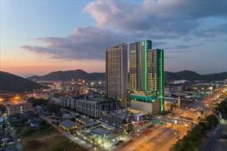 Holiday Inn & Suites Siracha Laemchabang