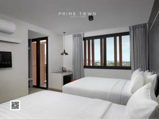 Prime Town - Posh & Port Hotel Phuket - Family Pool View