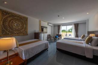 Blue Beach Grand Resort And Spa - Deluxe Triple Room