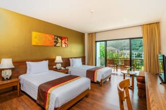 Naithonburi Beach Resort - Superior room