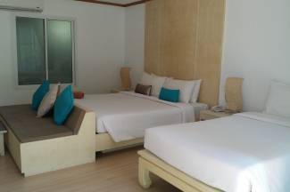 Phuket Island View Hotel - Deluxe Family Room - Room with Breakfast